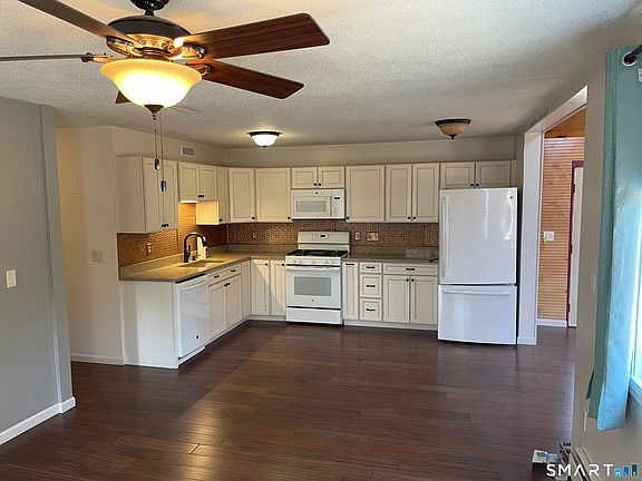 4th image of 663 Beach Pond Road