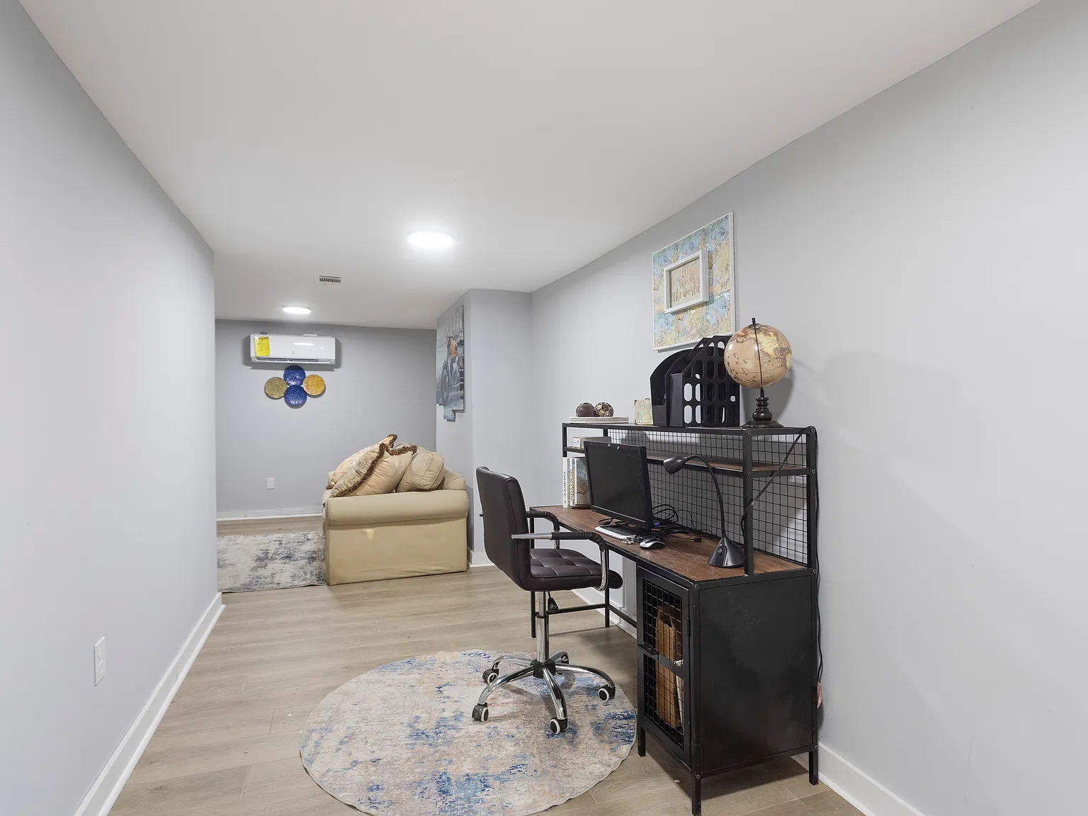 537 W Lake Ave NW — Photo 4