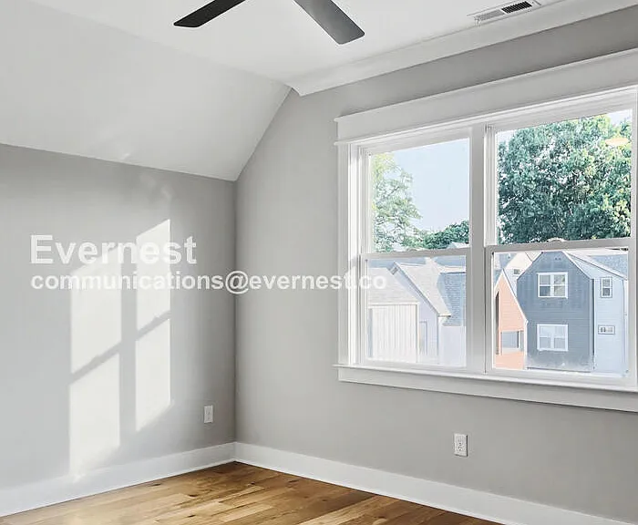121 Lucile St — Photo 13