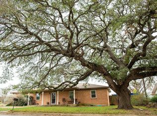 411 Nancy Ann St, Hamilton, TX 76531