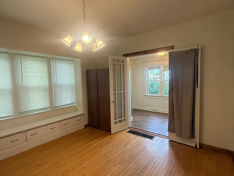 1205 Webster Ave — Photo 3