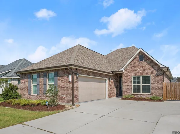 17028 Avocet Dr, Prairieville, LA 70769