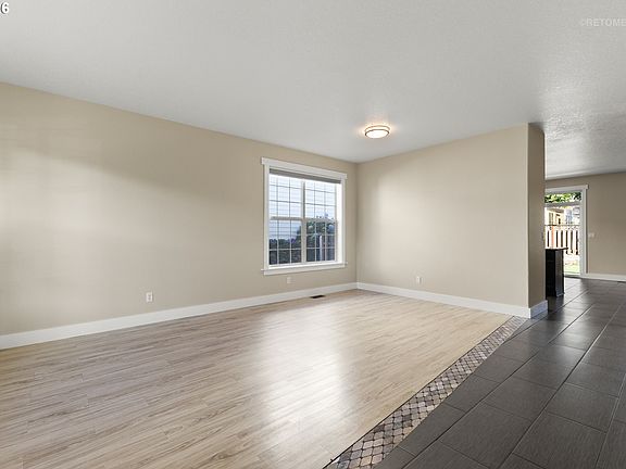 2nd image of 364 NE 20th Ave