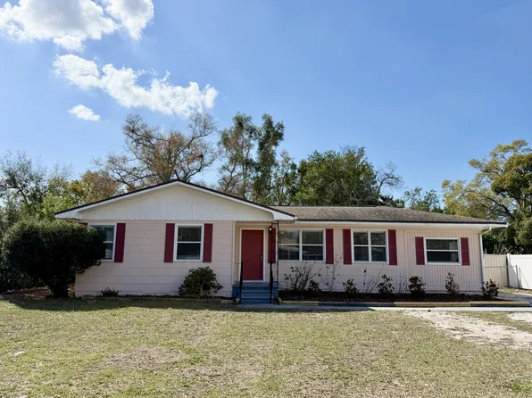 1612 Young Ave, Clearwater, FL 33756