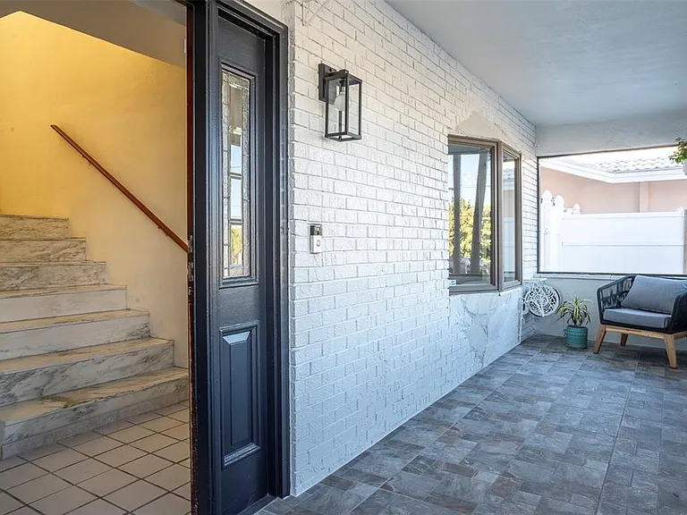 2710 Hibiscus Dr W — Photo 14