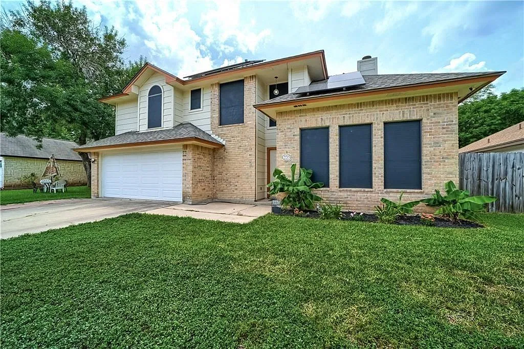 2220 Logan Dr — Photo 3