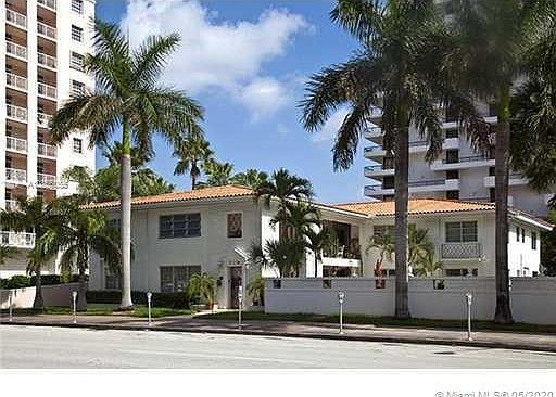 4th image of 719 Biltmore Way APT 11