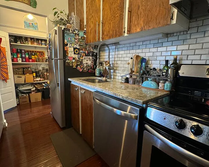 2043 NW Kearney St #2 — Photo 17