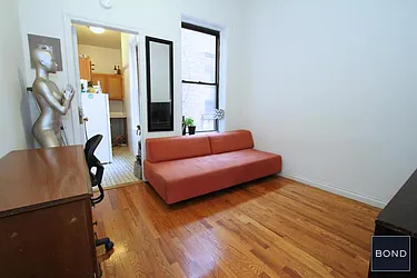 Rented by Bond New York