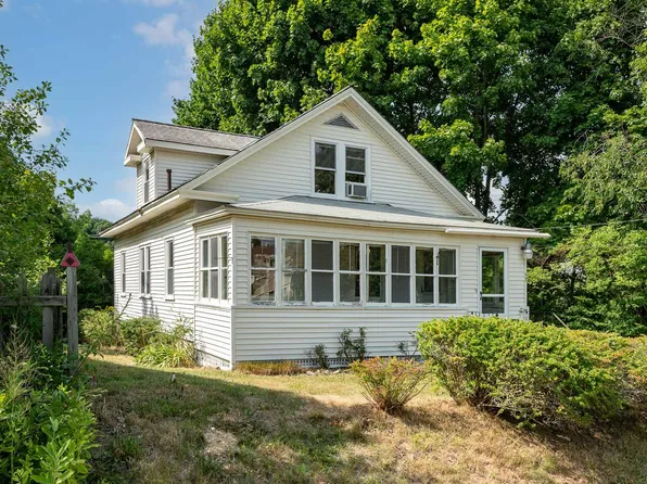 68 Love Lane Extension, Kittery, ME 03904