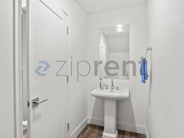 9532 Seawind Way — Photo 13