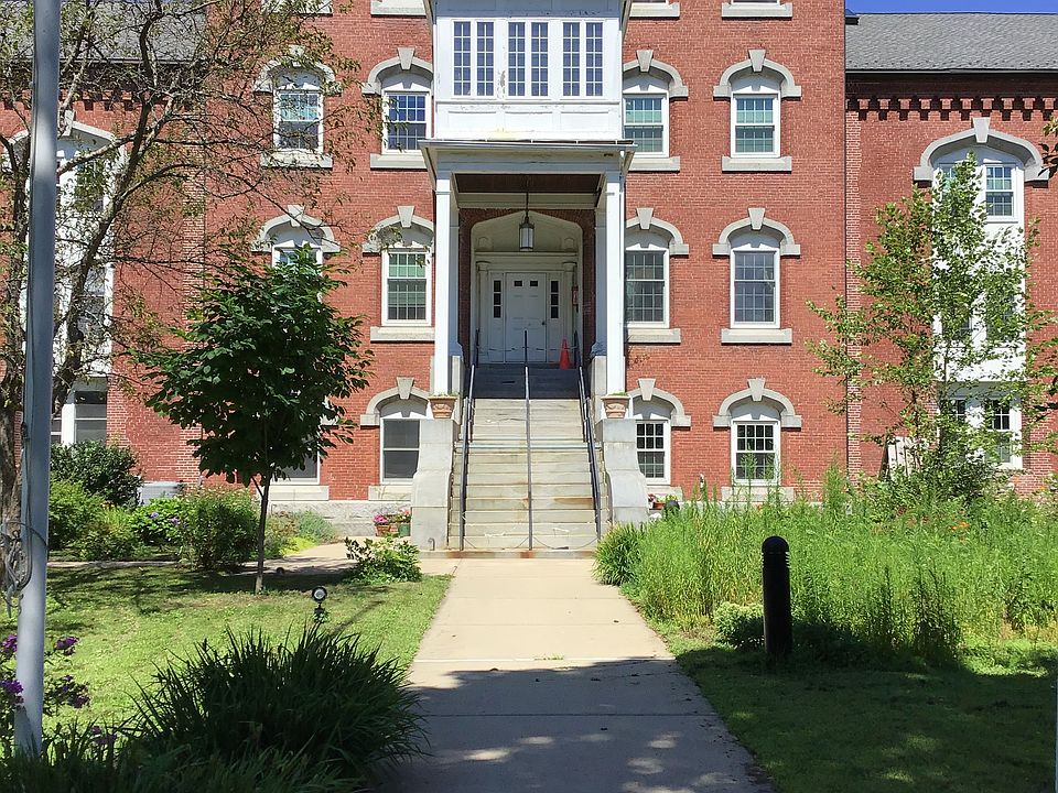 1st image of 50 Union St APT 21