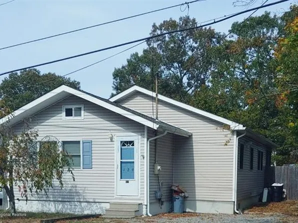 129 E Atlantic Ave, Ocean Gate, NJ 08740