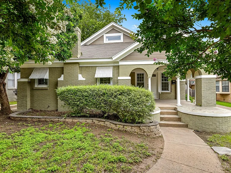 3409 Rogers Ave — Photo 2