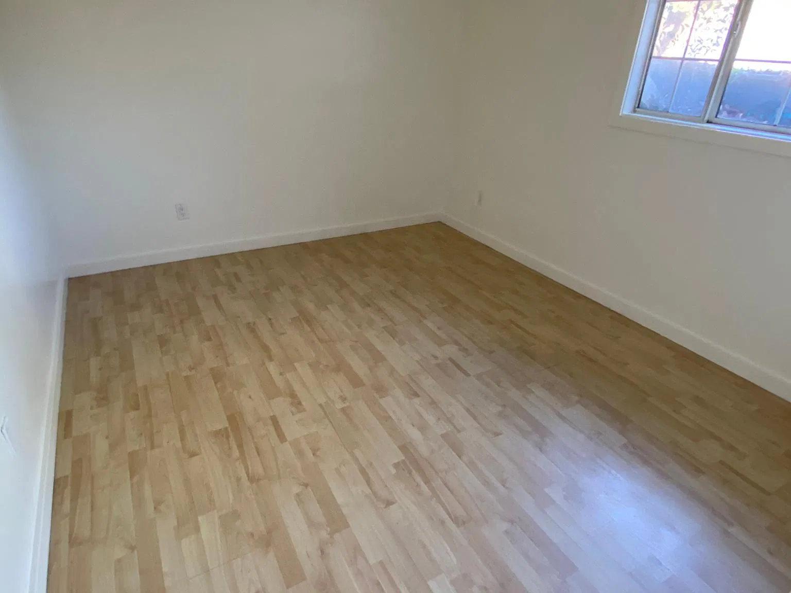 669 Indiana Ave — Photo 4