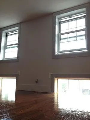 Rented by Full Time Management | media 26