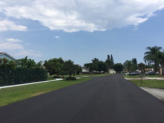 5th image of 3610 Valley Way