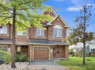 159 Tacom Cir, Ottawa, ON K2G 4R1