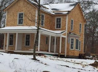 24 Border 0 Rd, Vineyard Haven, MA 02568