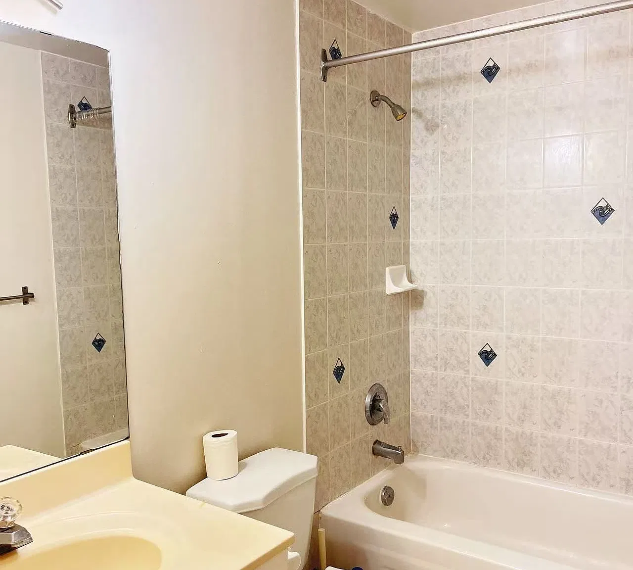 2 bed, $1,299 — Photo 3