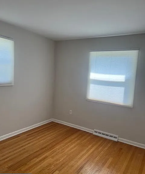 106 Carolina Ave — Photo 12