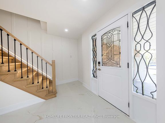3rd image of 40 Rutledge Ave