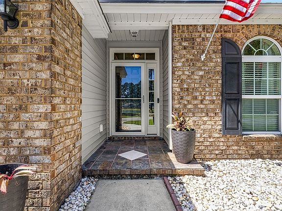 3rd image of 134 Arbor Village Drive