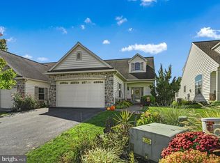 16 Pfautz Cir, Elizabethtown, PA 17022