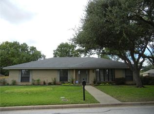4433 Quail Hollow Rd, Fort Worth, TX 76133