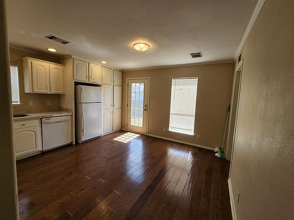 Kitchen-4