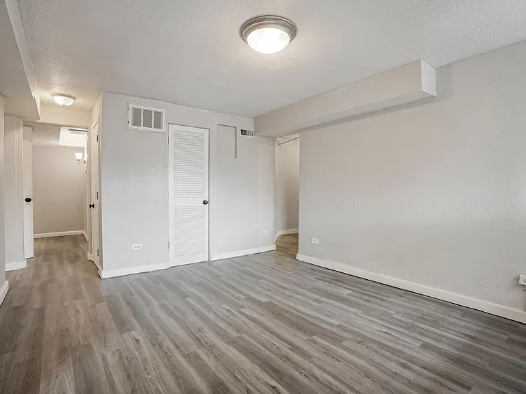 2822 W 38th Ave — Photo 24
