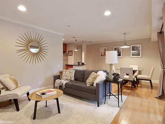 2nd image of 2131 N Larrabee St APT 6205