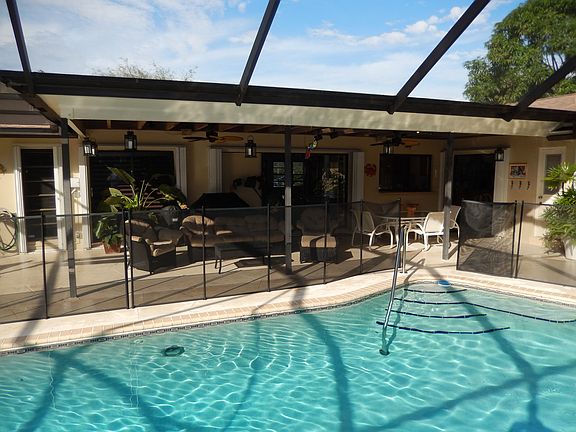 2nd image of 6515 Heather Way