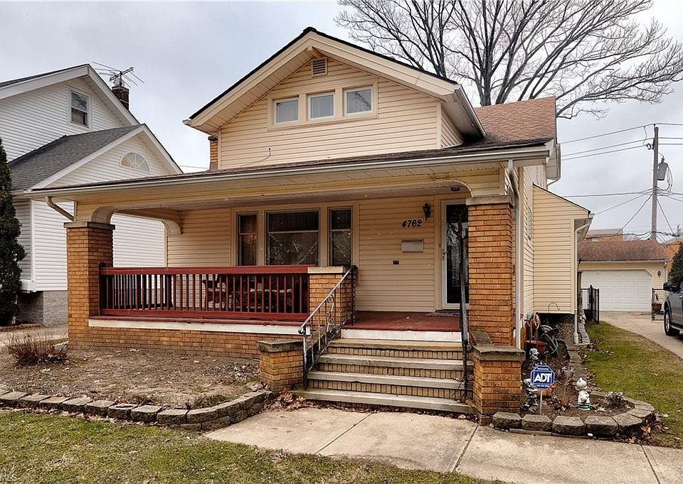 1st image of 4762 S Hills Dr #20