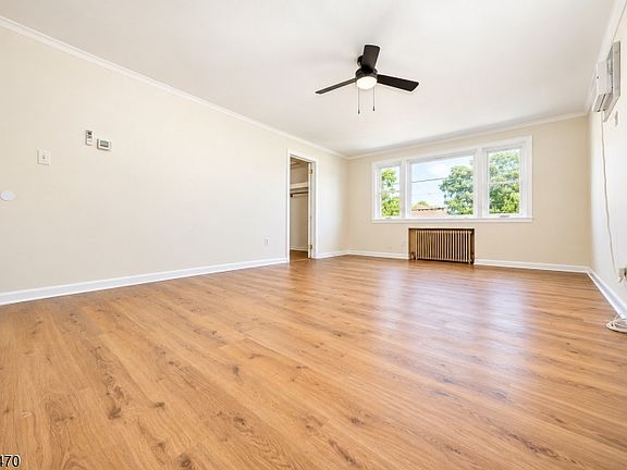 3rd image of 31 Blakely Pl