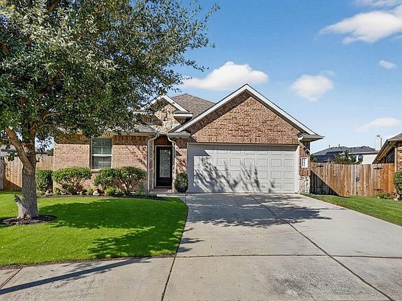 3rd image of 22038 Pheasant Bend Ln