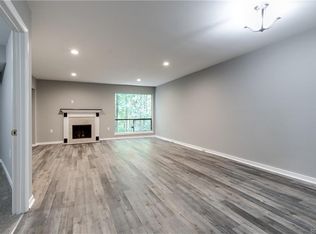 10286 Iron Mill Rd, North Chesterfield, VA 23235