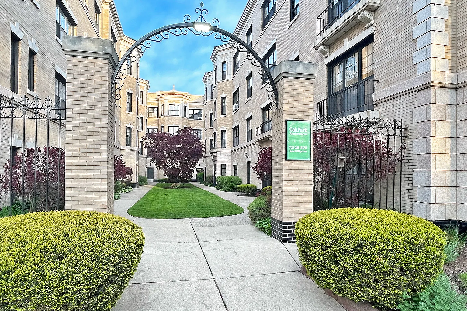 415-425 S. Taylor Ave. — Photo 1