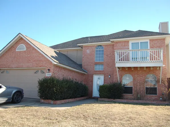 5608 Fairway Cir, Haltom City, TX 76117