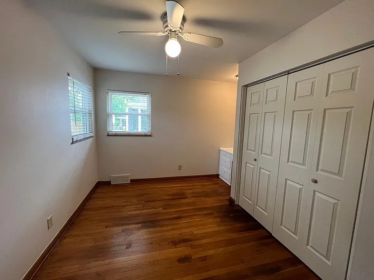 Back bedroom with desk
