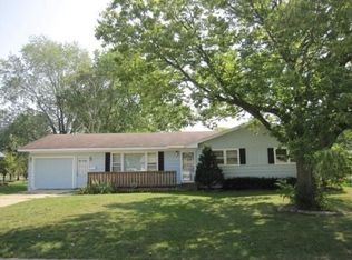218 Monroe St, Sauk City, WI 53583