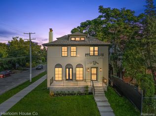 3203 Glendale St, Detroit, MI 48238
