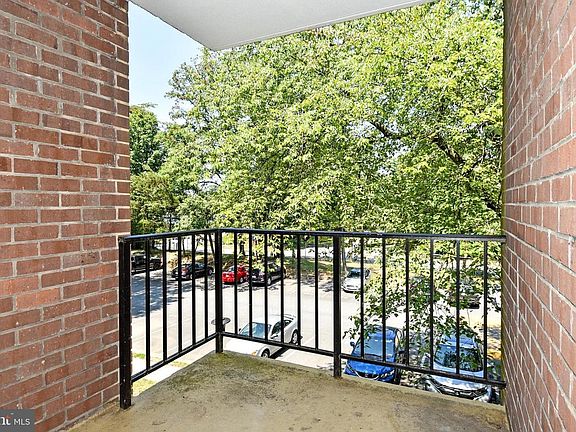 3rd image of 3302 Woodburn Village Dr APT 23