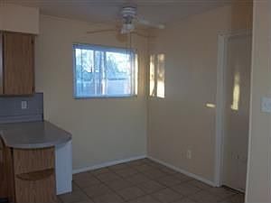 4th image of 2242 W Sunnyside Ave