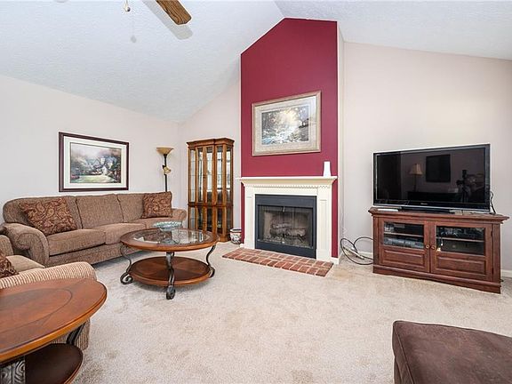 5th image of 4015 Paloverde Dr NW
