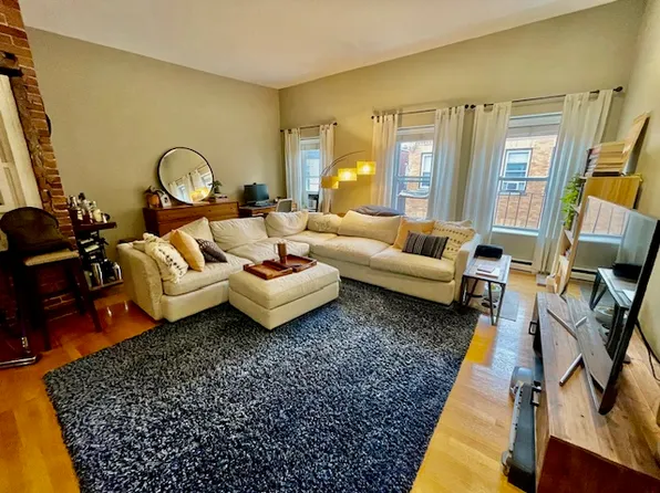84 Prince St APT 5A, Boston, MA 02113