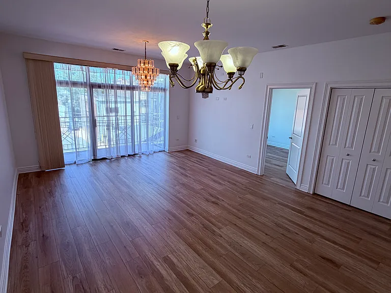 3300 W Irving Park Rd #L3 — Photo 4