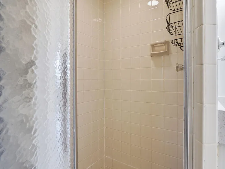 9020 York Ln #10H — Photo 19