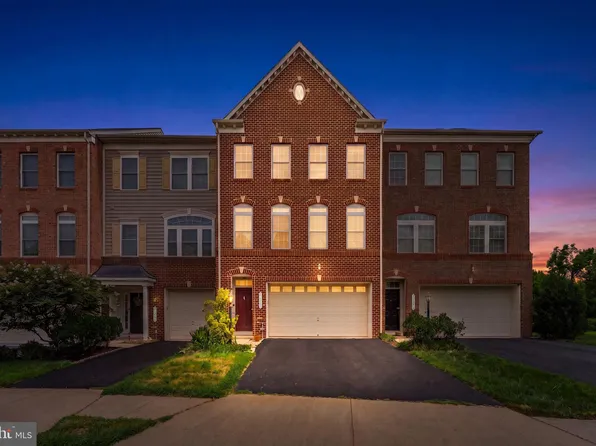 21268 Park Grove Ter, Ashburn, VA 20147
