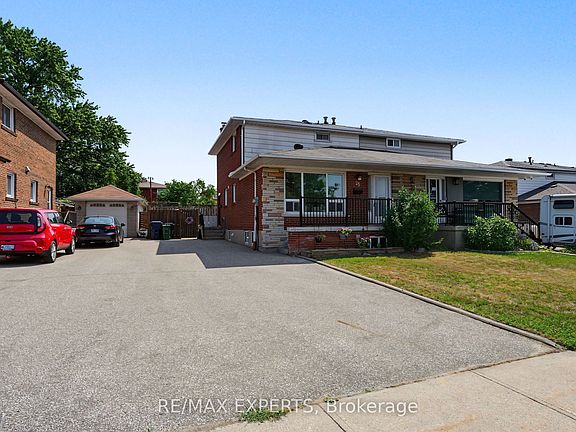 3rd image of 25 Riverton Dr